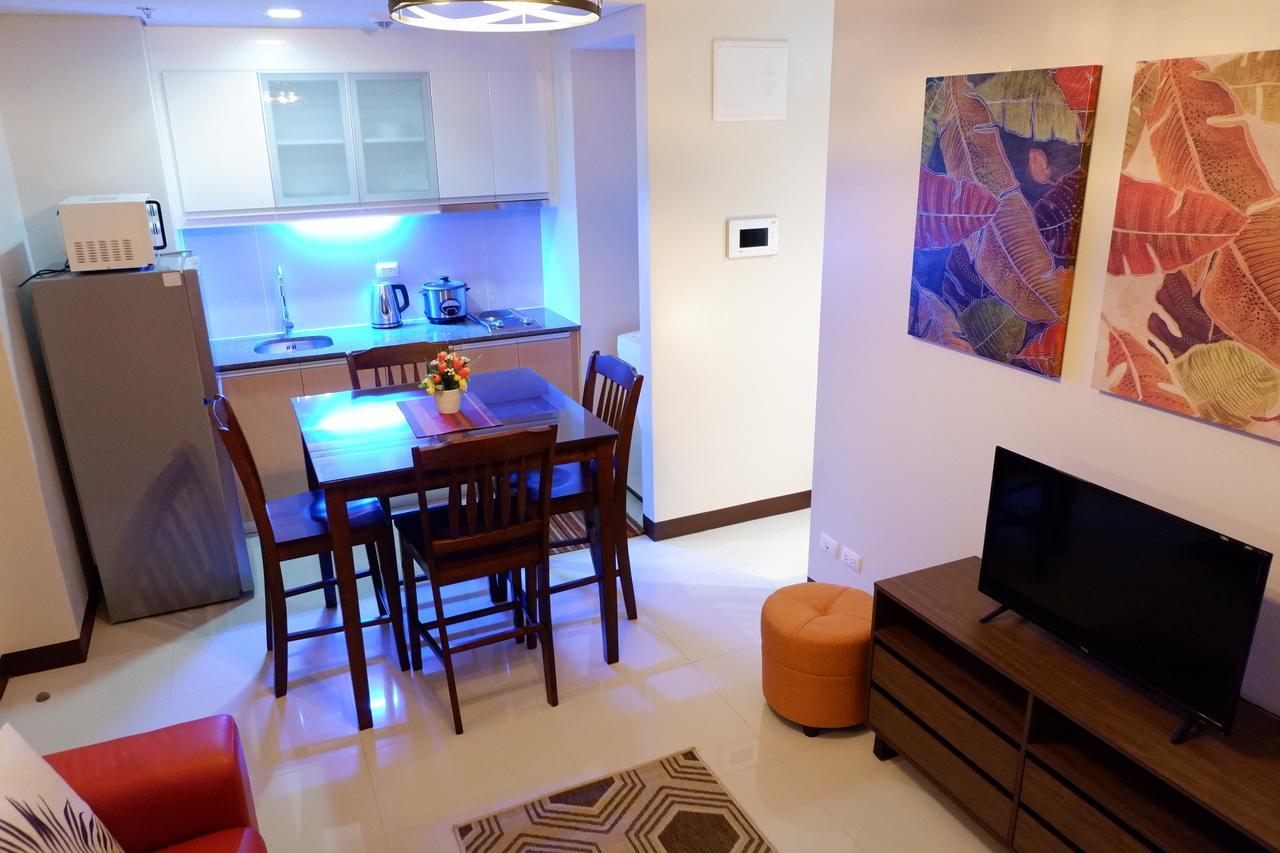 Travellers 101 Condo Near Manila Airport Kültér fotó
