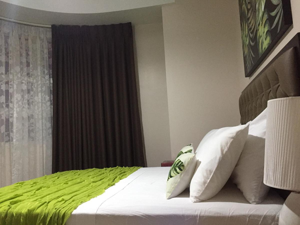Travellers 101 Condo Near Manila Airport Kültér fotó